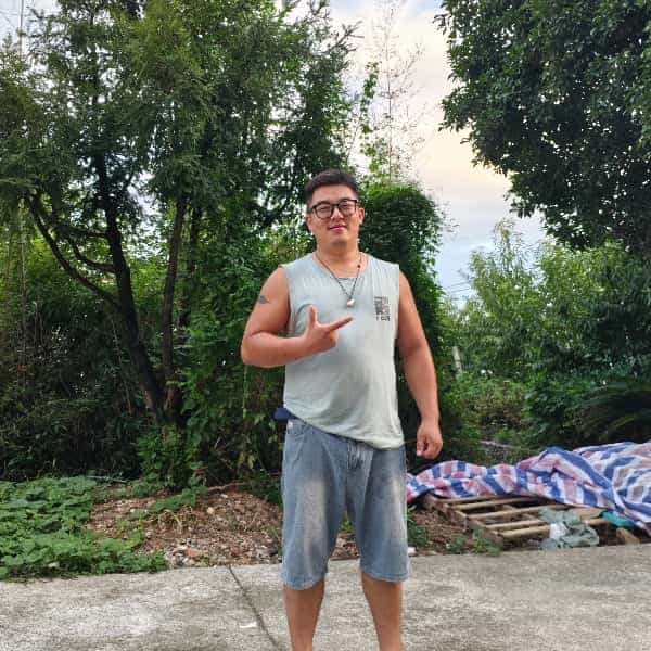 32岁岁浙江单身帅哥 - 忻州吉缘网